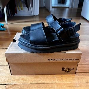 Dr. Martens Voss Hydro Leather Sandal